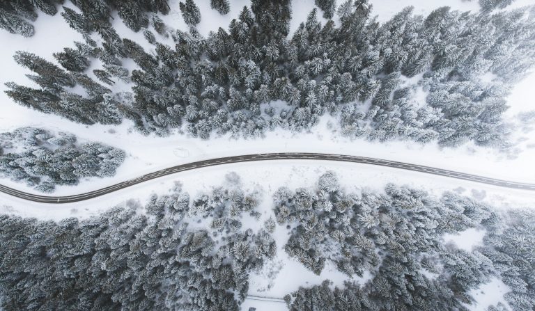 participez au rallye des gazelles, une aventure épique à travers les routes de france, vivez des moments inoubliables et testez vos compétences de conduite dans un environnement unique.