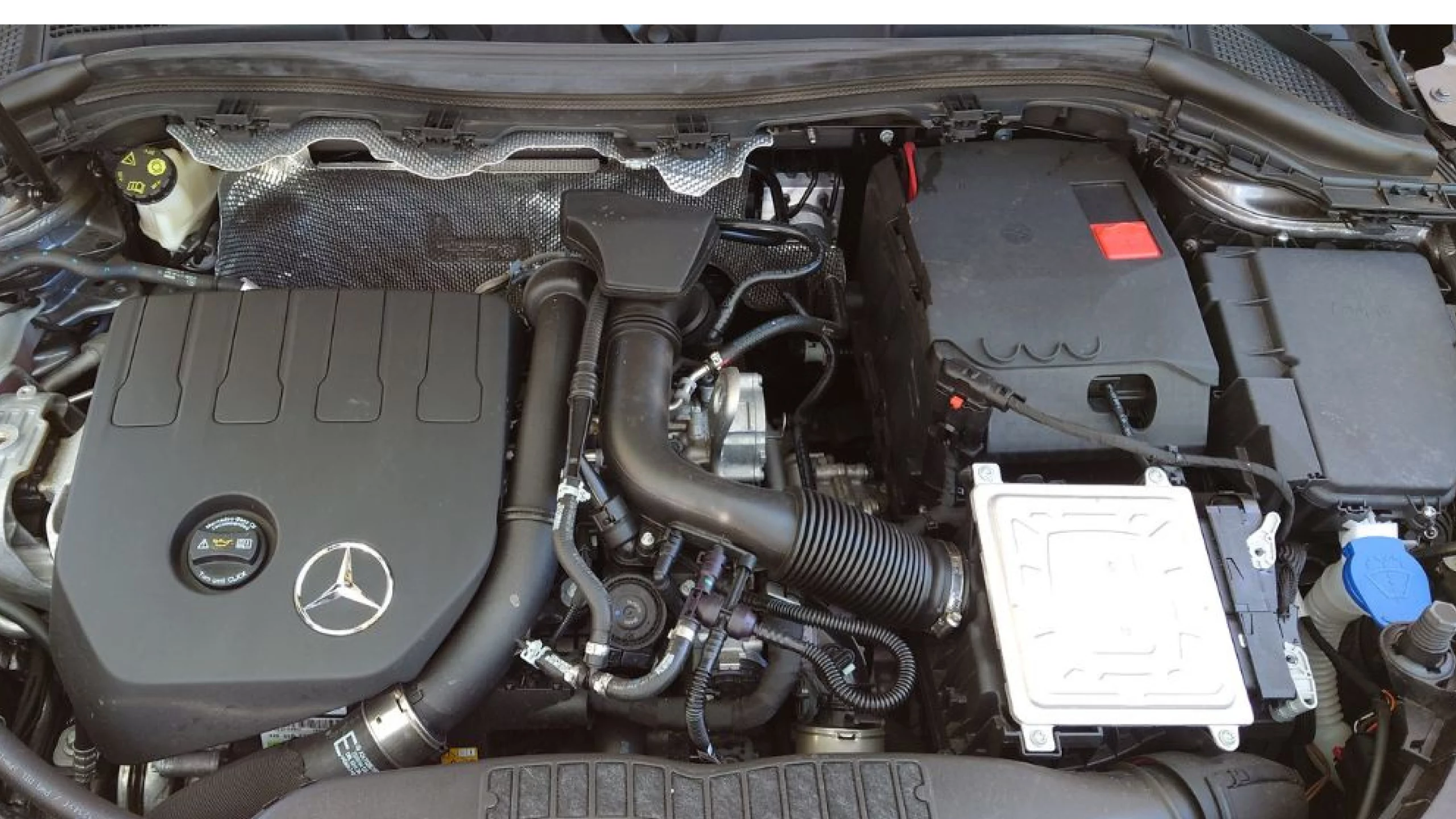 Moteur Renault intégré à Mercedes