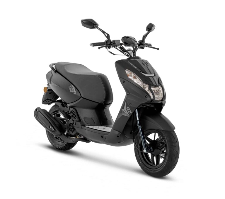 Scooter Peugeot Streetzone 50cc noir mat idéal pour débuter