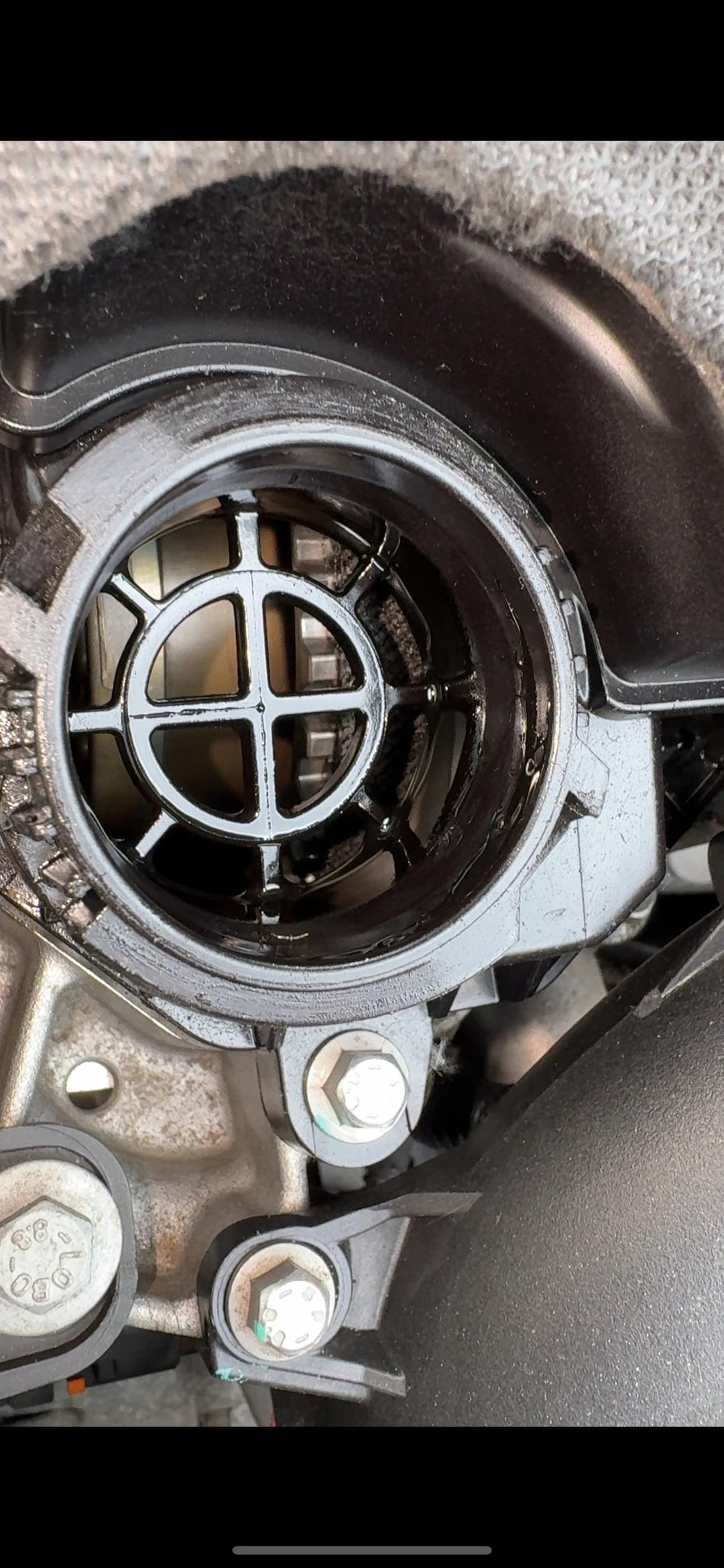 Changement courroie Peugeot 208