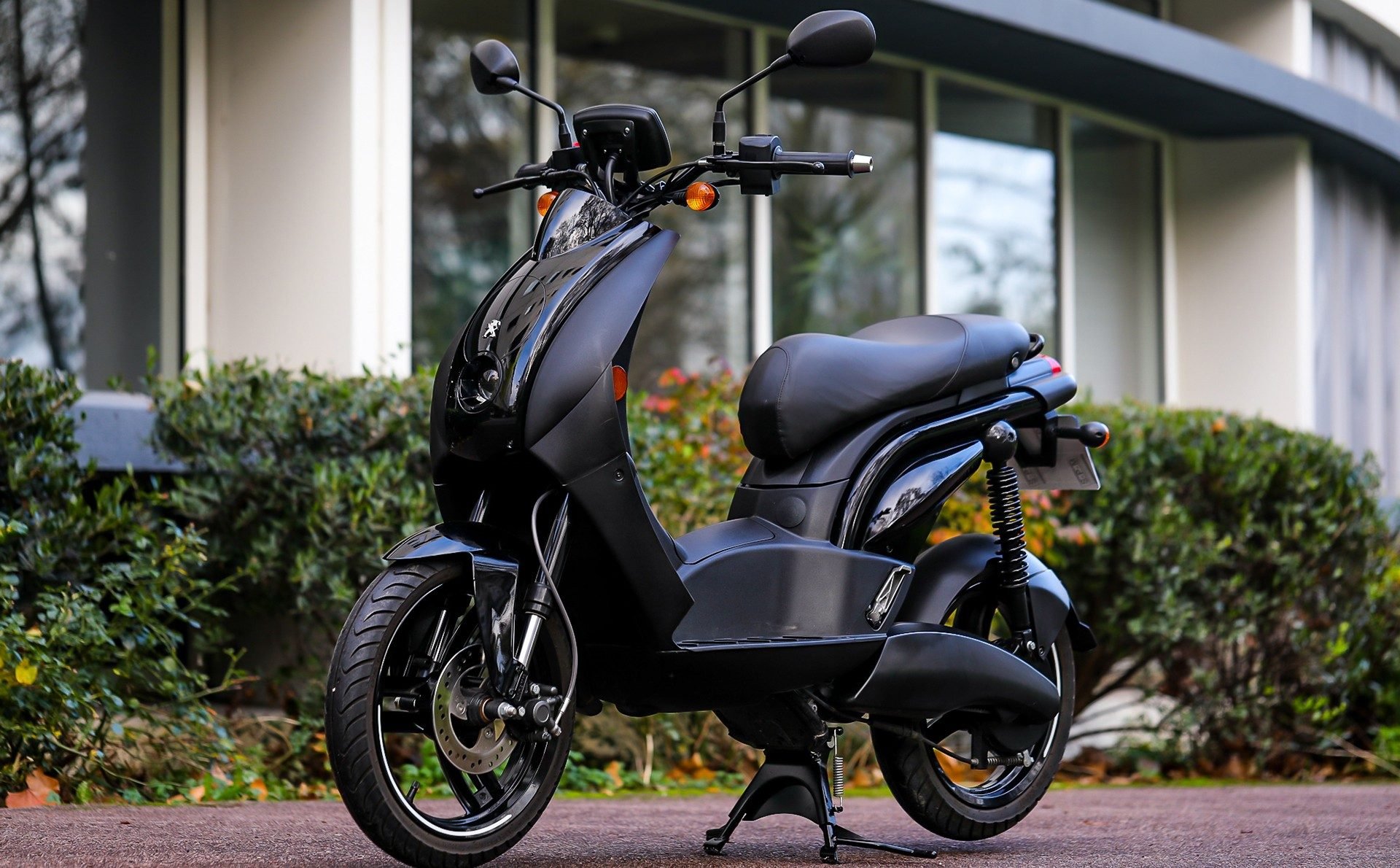 peugeot e-ludix scooter